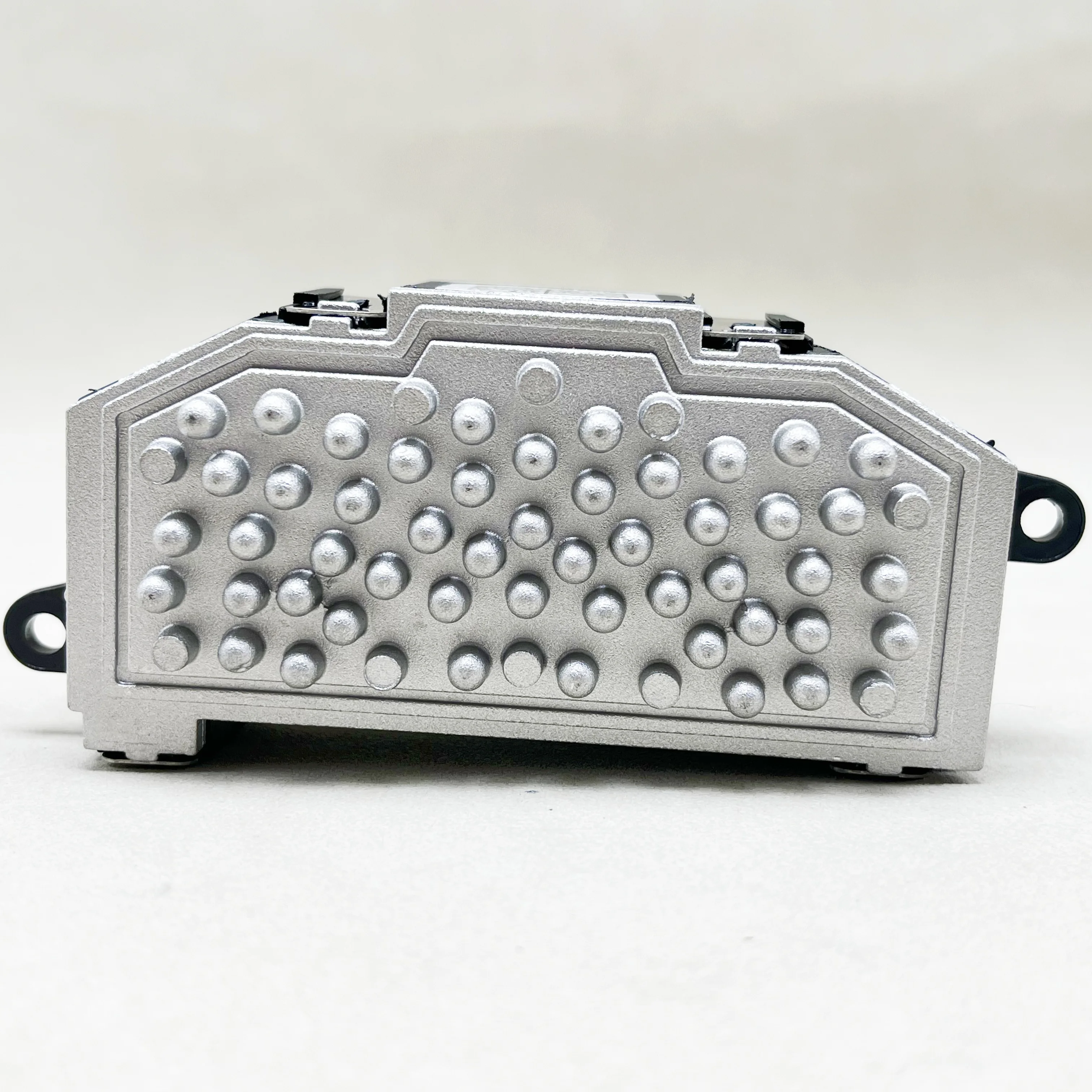 HVAC Blower Motor Module Resistor 8K0820521B For A4 A5 A8 Q5 S4 S5 S8 Replacement Parts Accessories 8K0820521C 8K0820521
HVAC Blower Motor Module Resistor 8K0820521B For A4 A5 A8 Q5 S4 S5 S8 Replacement Parts Accessories 8K0820521C 8K0820521