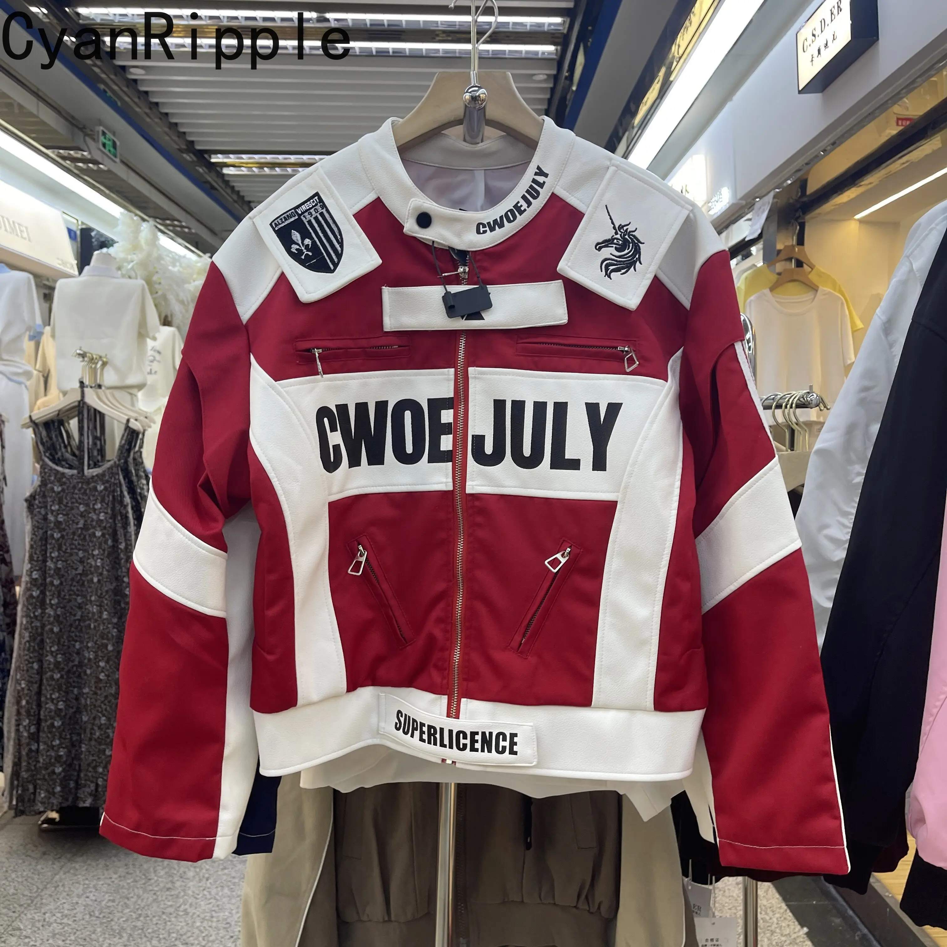 American Vintage Motorcycle Jackets 2026 New Spring Autumn Stand Collar Long Sleeve Outerwear Colorblock Patchwork Leather Coat
American Vintage Motorcycle Jackets 2026 New Spring Autumn Stand Collar Long Sleeve Outerwear Colorblock Patchwork Leather Coat