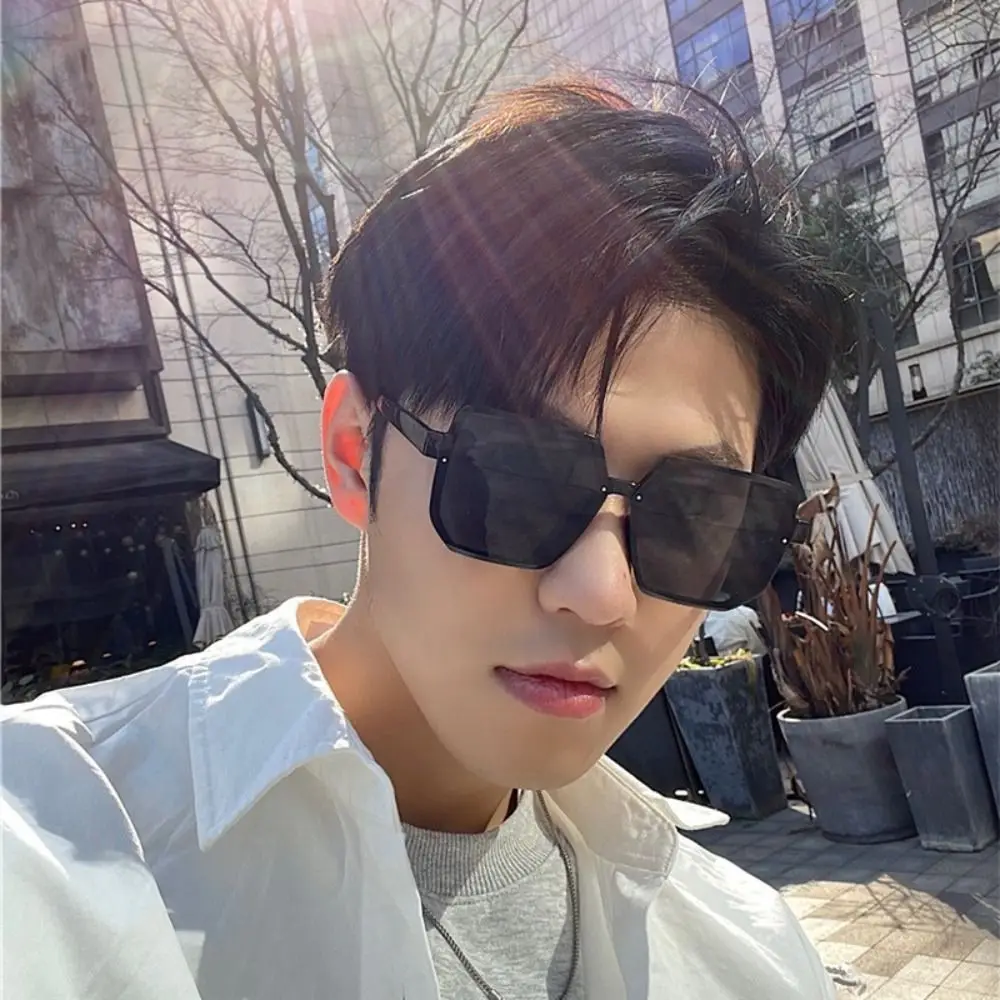 Fashion Plastic Oversized Sunglasses Big Frame Quadrilateral Women Square Sun Glasses UV400 Eyewear for Lady Outdoors
Fashion Plastic Oversized Sunglasses Big Frame Quadrilateral Women Square Sun Glasses UV400 Eyewear for Lady Outdoors