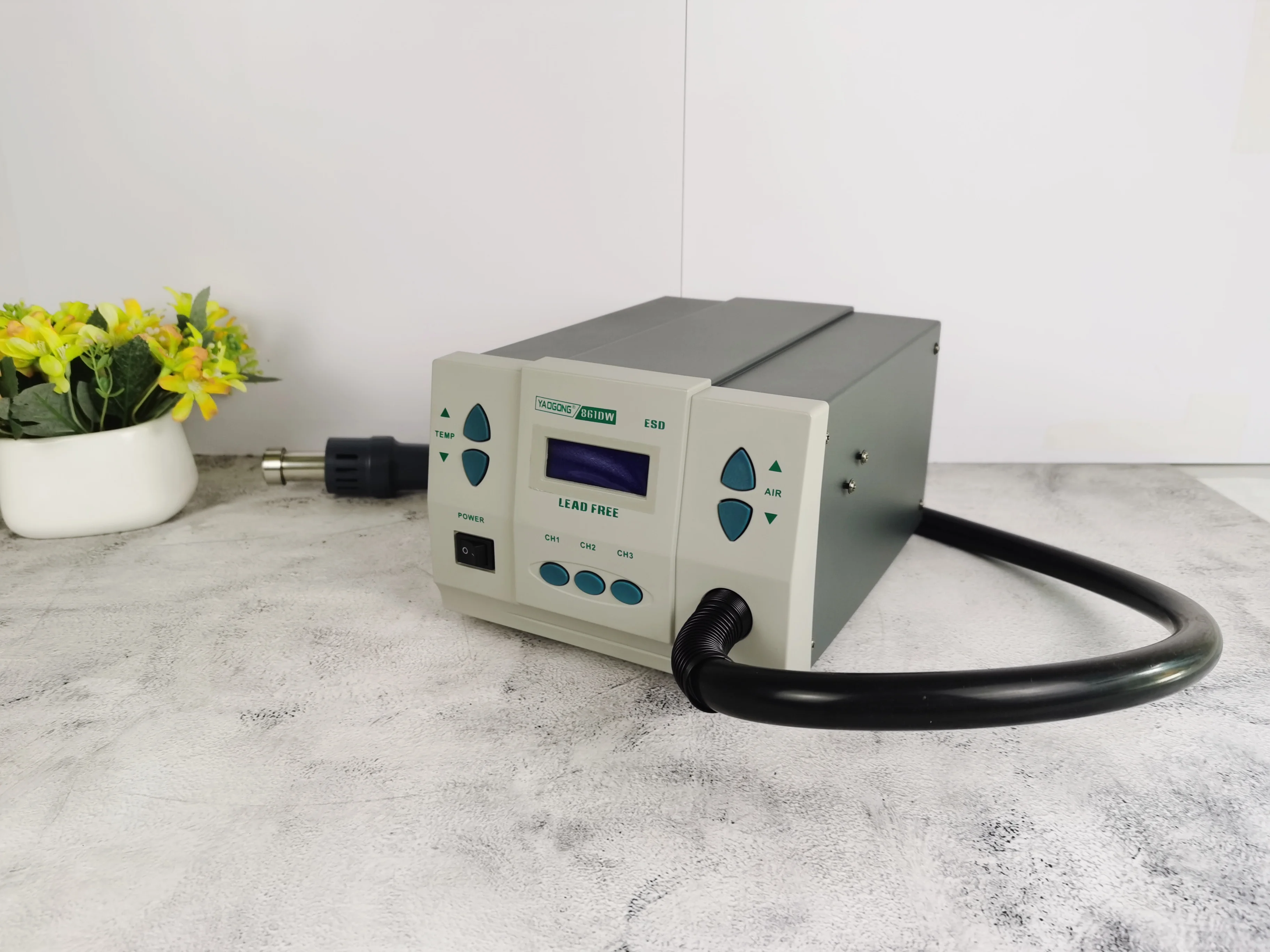 YAOGONG 861DW 1000W Heat Gun Lead-Free Hot Air Welding Station For PCB BGA SMD Repair Rework Station Desoldering Station
YAOGONG 861DW 1000W Heat Gun Lead-Free Hot Air Welding Station For PCB BGA SMD Repair Rework Station Desoldering Station