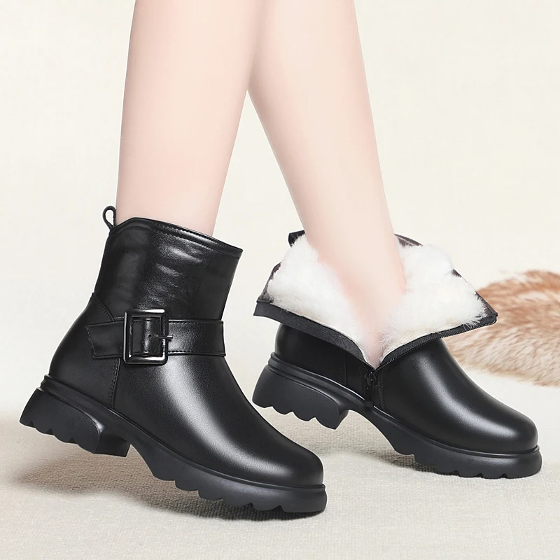 Women Short Boots 2025 New Winter Genuine Leather Snow Boots For Women Round Toe Large Size Natural Wool Warm Snow Boots For Mom
Women Short Boots 2025 New Winter Genuine Leather Snow Boots For Women Round Toe Large Size Natural Wool Warm Snow Boots For Mom