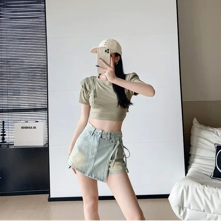 2024 Fashionable Spicy Girl Denim Shorts New Versatile A-line Half Length Skirt
2024 Fashionable Spicy Girl Denim Shorts New Versatile A-line Half Length Skirt