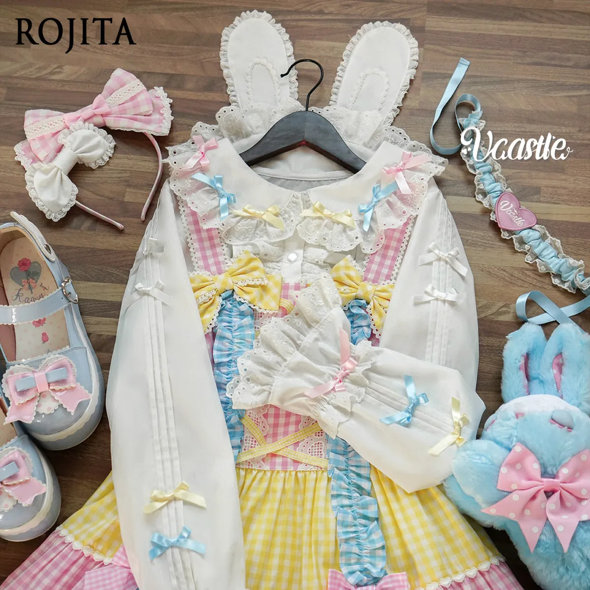 Removable Rabbit Ear Cotton Long Sleeve Shirt Sweet Lolita Blouse with Lace Trim Japanese Style Kawaii Top with Peter Pan Collar
Removable Rabbit Ear Cotton Long Sleeve Shirt Sweet Lolita Blouse with Lace Trim Japanese Style Kawaii Top with Peter Pan Collar