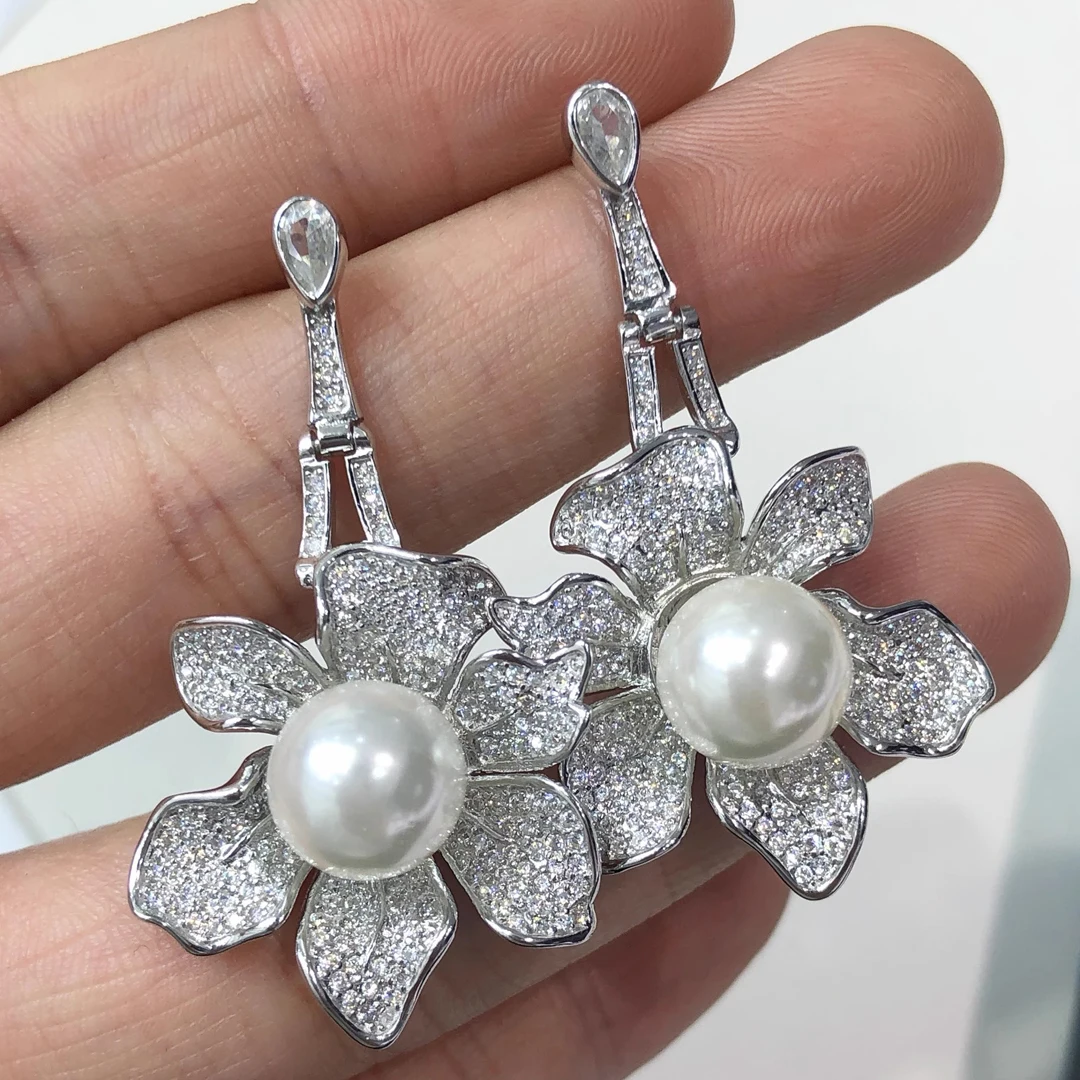Женские серьги-подвески из серебра 925 пробы, с натуральным Белым Круглым жемчугом
Женские серьги-подвески из серебра 925 пробы, с натуральным Белым Круглым жемчугом