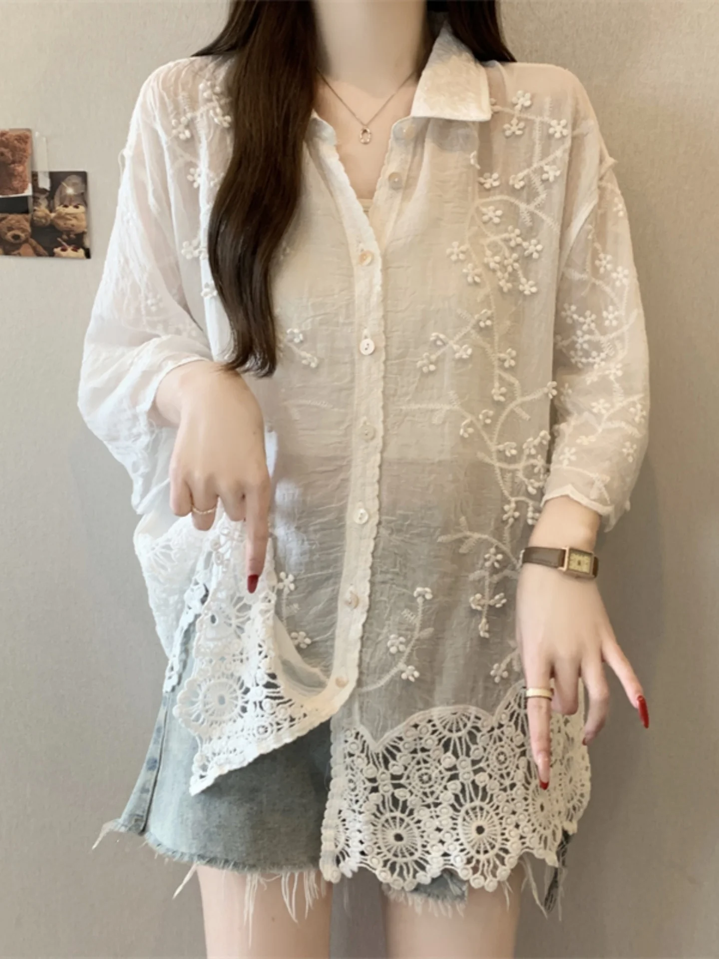 White Lace Embroidery Long Sleeve Sun Protection Shirt Women Spring Summer plus Size Loose Mid-Length Top Breathable Skin-Fri...
White Lace Embroidery Long Sleeve Sun Protection Shirt Women Spring Summer plus Size Loose Mid-Length Top Breathable Skin-Fri...