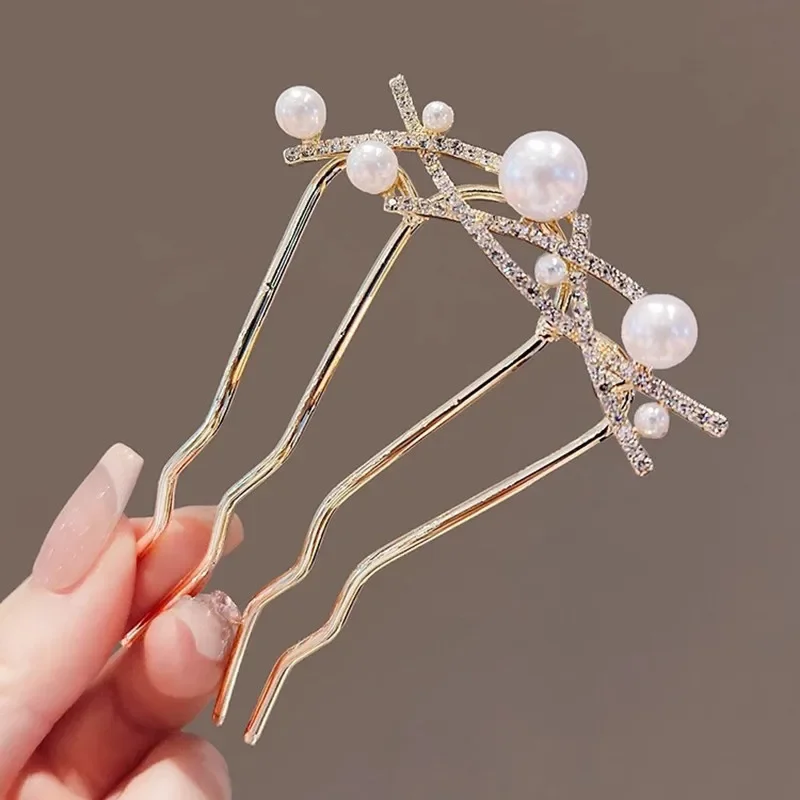 France Style Pearl Rhinestone Wavy Hair Combs High-end Elegant Forest Style U-shaped Hairpin Women's Bun Head Metal Hair Clasp
France Style Pearl Rhinestone Wavy Hair Combs High-end Elegant Forest Style U-shaped Hairpin Women's Bun Head Metal Hair Clasp