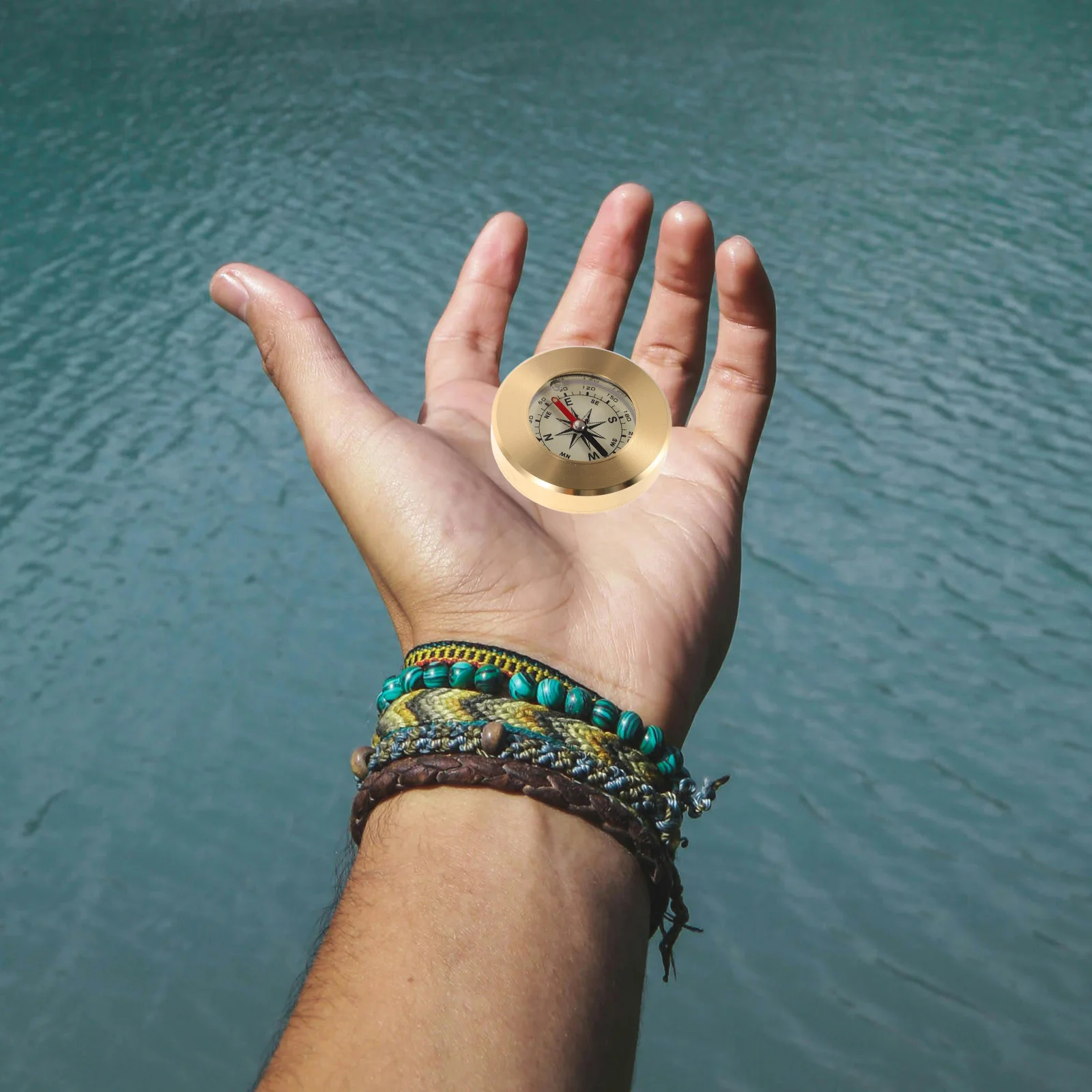 Portable Copper Nautical Compass Accurate Hiking Camping Navigation Tool Vintage Outdoor Navigation Instrument
Portable Copper Nautical Compass Accurate Hiking Camping Navigation Tool Vintage Outdoor Navigation Instrument