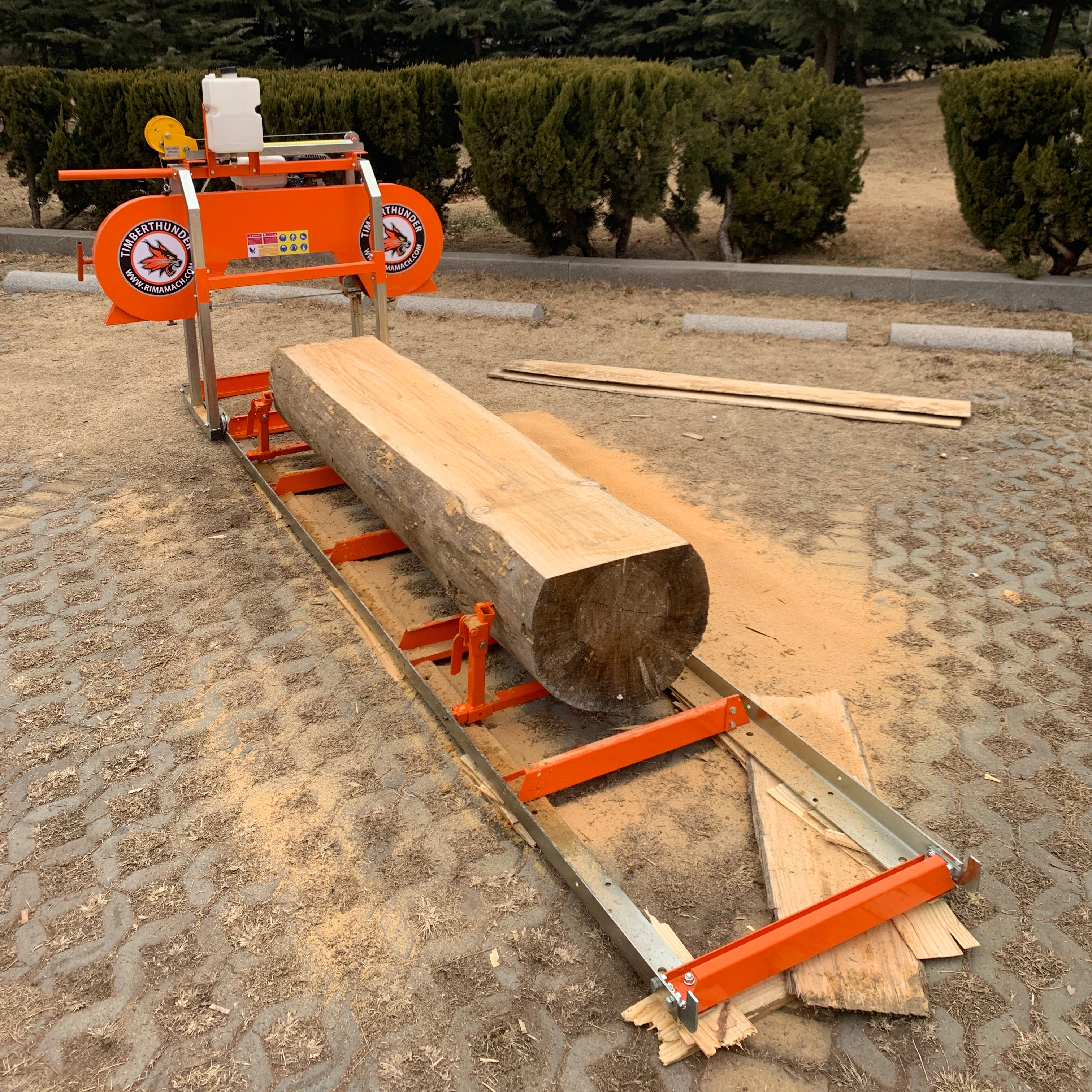 Портативная дровокольная пилорама с электроприводом, сертифицированная CE | Двигатель для распиловки бревен с возможностью обработки древесины длиной 2700 мм для домашнего сада и малой лесозаготовки
Портативная дровокольная пилорама с электроприводом, сертифицированная CE | Двигатель для распиловки бревен с возможностью обработки древесины длиной 2700 мм для домашнего сада и малой лесозаготовки