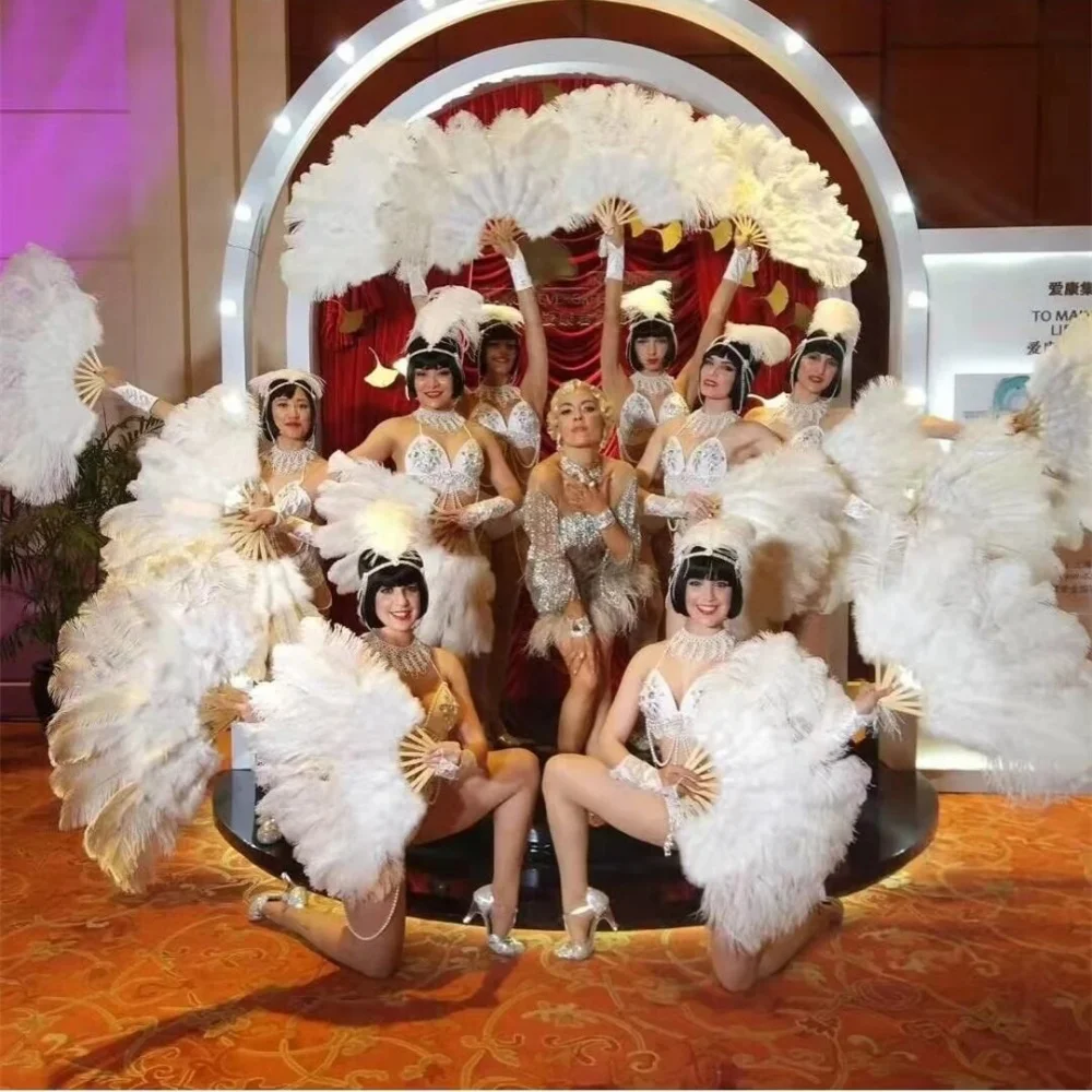 100CM Small White Ostrich Feather Fan for Wedding /Carnival /Party Decoration Soft Fluffy HandHeld Fan ostrich feather fan dance
100CM Small White Ostrich Feather Fan for Wedding /Carnival /Party Decoration Soft Fluffy HandHeld Fan ostrich feather fan dance