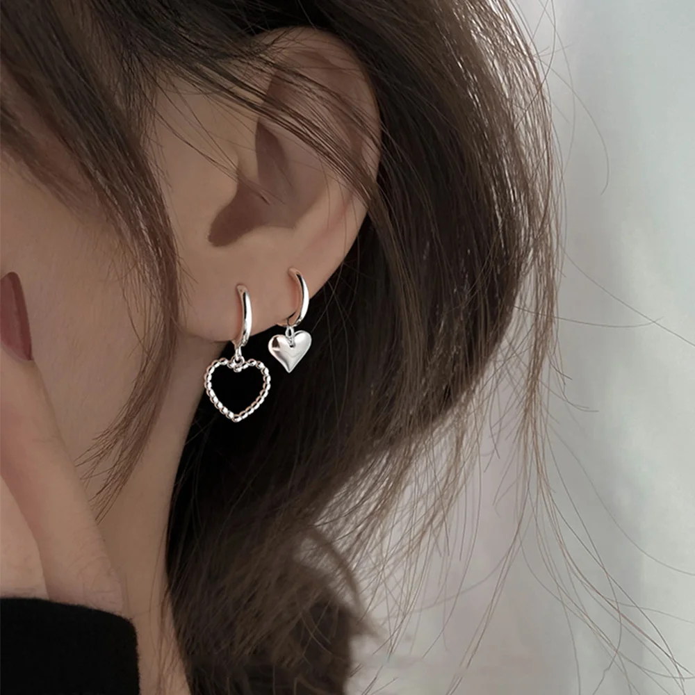 Trendy Women Asymmetry Heart Hollow Charm Temperament Women Jewelry Heart Earrings Ear Buckle Hoop Earrings
Trendy Women Asymmetry Heart Hollow Charm Temperament Women Jewelry Heart Earrings Ear Buckle Hoop Earrings
