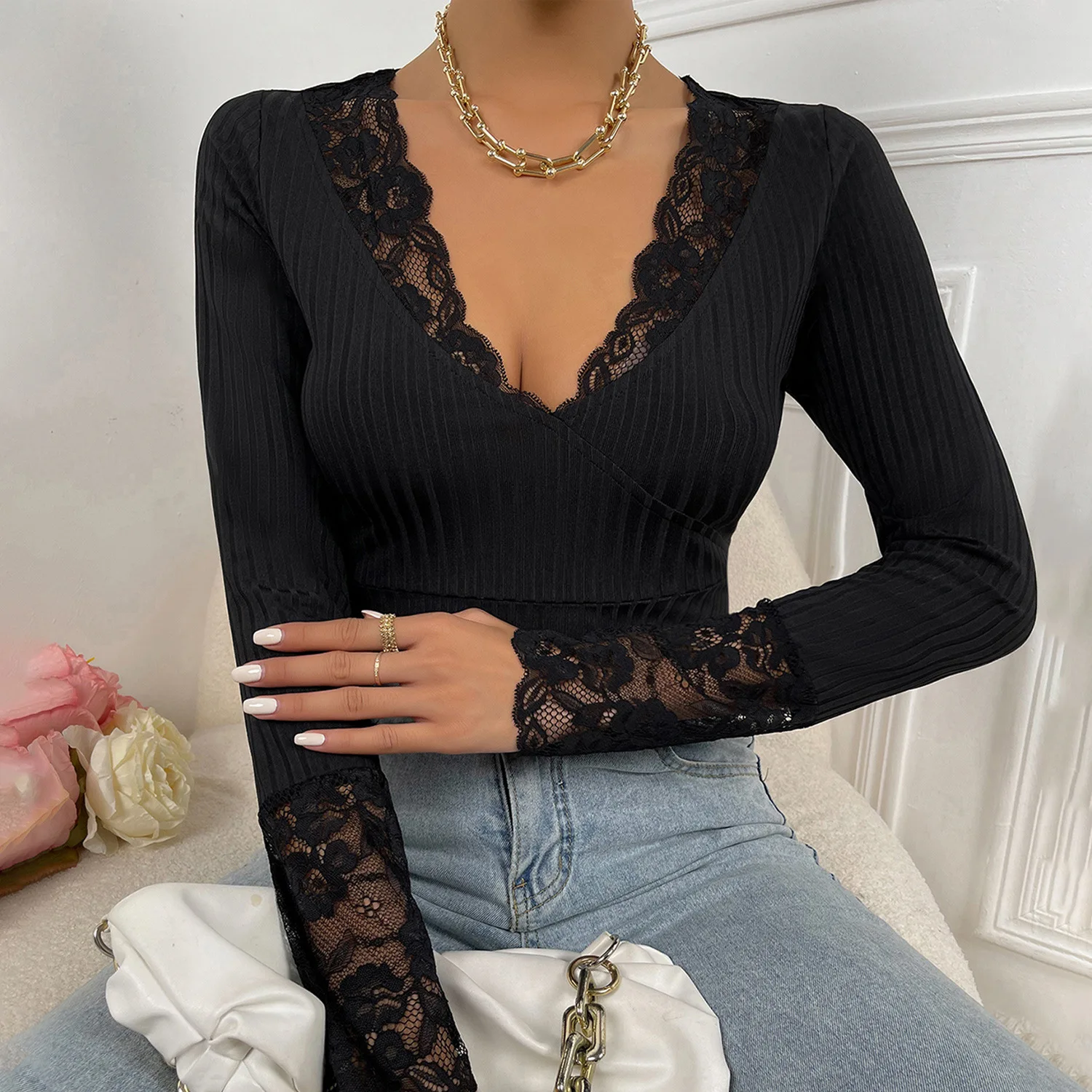 2023 spring Black Long Sleeve T-shirt Skinny Casual Women's Clothing Trend Slim Knitted All-match Comfortable T-Shirts Lace Neck
2023 spring Black Long Sleeve T-shirt Skinny Casual Women's Clothing Trend Slim Knitted All-match Comfortable T-Shirts Lace Neck