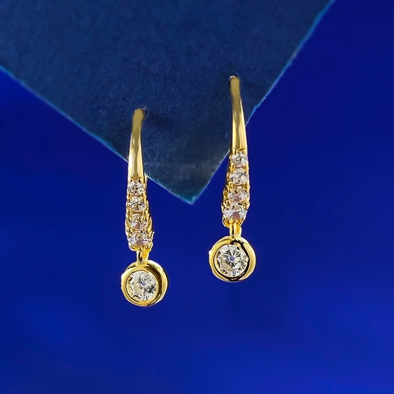 Classic Popular Unisex 925 Silver Diamond Ear Hook Ins Fashion 18K White Gold Zircon Drop Dangle Hoop Earrings Women Men Jewelry
Classic Popular Unisex 925 Silver Diamond Ear Hook Ins Fashion 18K White Gold Zircon Drop Dangle Hoop Earrings Women Men Jewelry