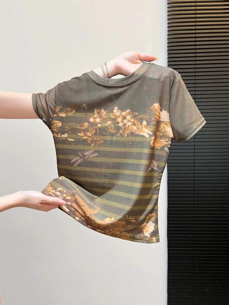 Retro American Print Stripe Mesh Short Sleeve T-Shirt Women Summer Slimming Versatile Top Korean Style Straight Cut
Retro American Print Stripe Mesh Short Sleeve T-Shirt Women Summer Slimming Versatile Top Korean Style Straight Cut