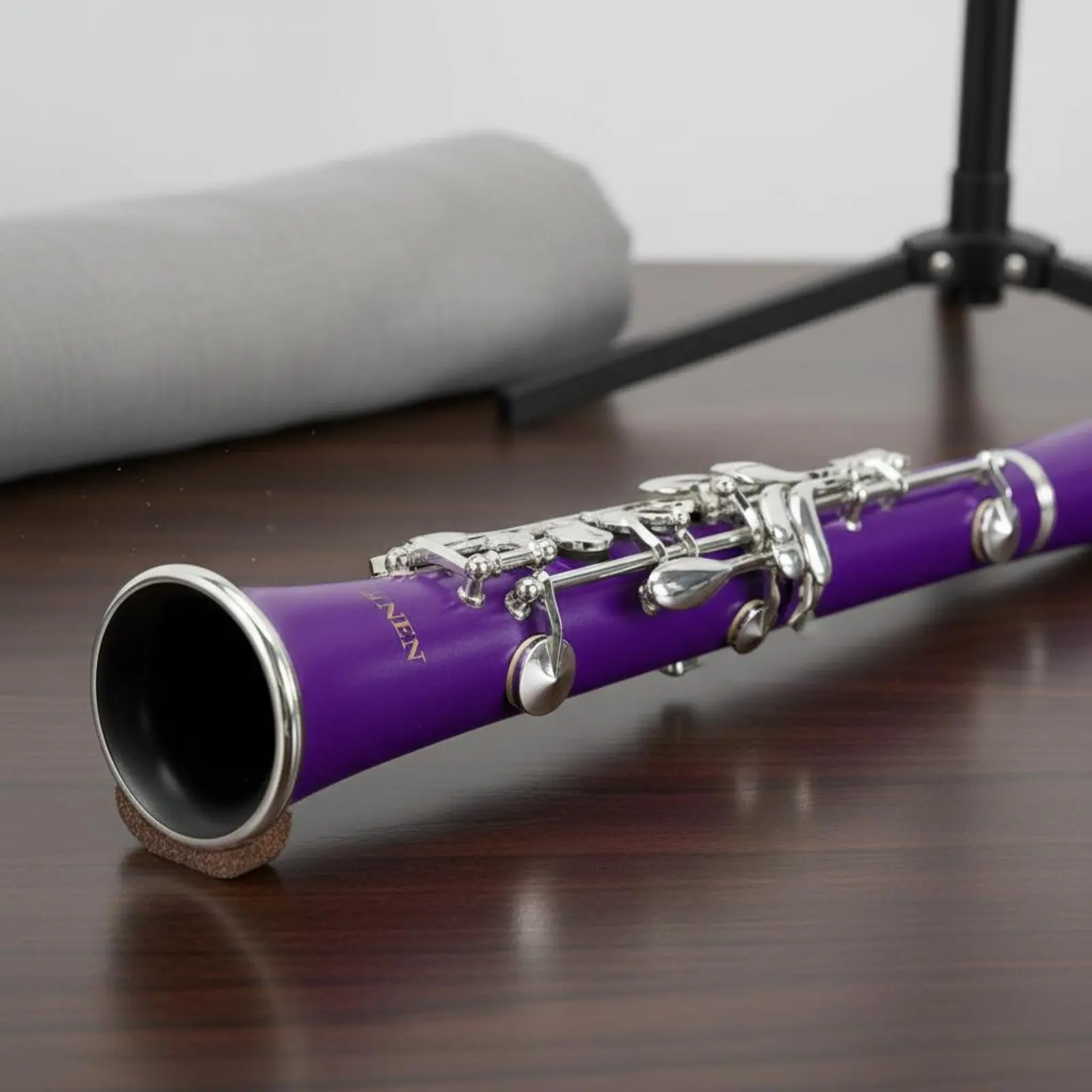 Bb Clarinet Nickel-Plated Keys ABS Clarinet Easy to Play Cleaning Kit Included for Children
Bb Clarinet Nickel-Plated Keys ABS Clarinet Easy to Play Cleaning Kit Included for Children