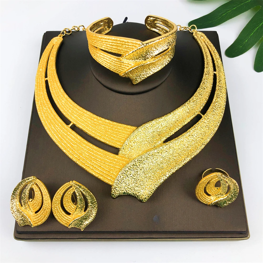 Two Tones Geometric Design Jewelry Set Women Collar Necklace Earring Bracelet Ring African Bridal Wedding Party Gifts
Two Tones Geometric Design Jewelry Set Women Collar Necklace Earring Bracelet Ring African Bridal Wedding Party Gifts