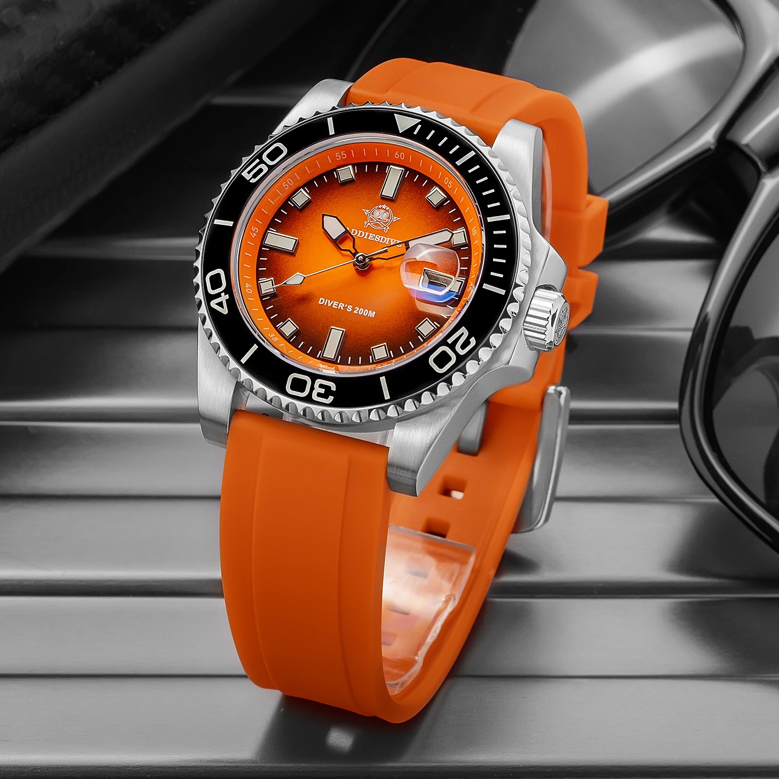 ADDIESDIVE Top Brand NEW Diver Watch For Men Waterproof Luminous Quartz Wristwatch Green/Red/Orange Dial Stainless Steel Watches
ADDIESDIVE Top Brand NEW Diver Watch For Men Waterproof Luminous Quartz Wristwatch Green/Red/Orange Dial Stainless Steel Watches
