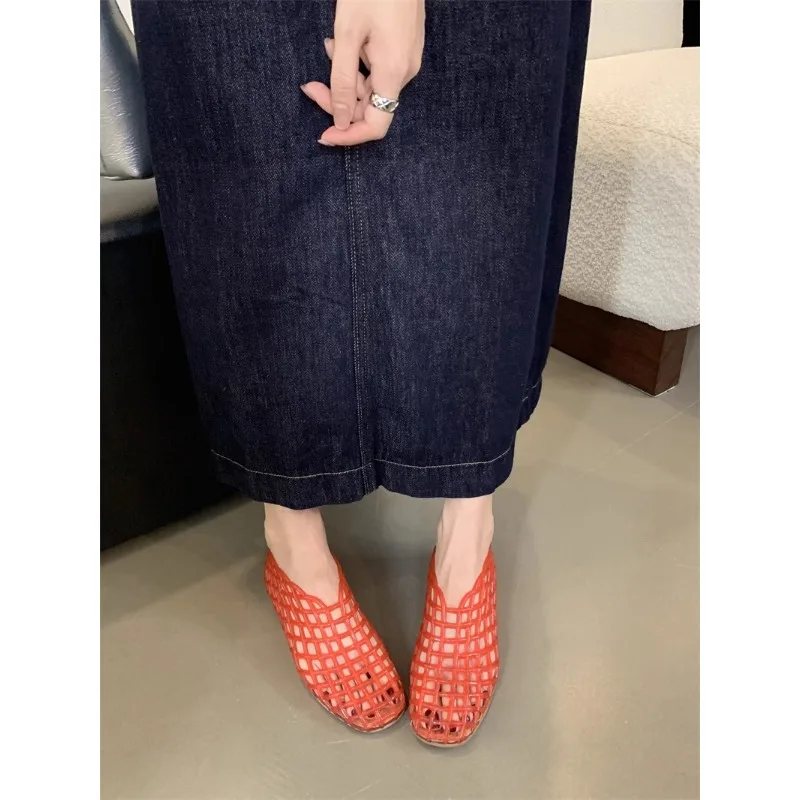2025 Summer Flats Sandals Women New Hollow Outs Design Fashion Sandals Plastic Crystal Flat Comfortable Breathable Sandalias
2025 Summer Flats Sandals Women New Hollow Outs Design Fashion Sandals Plastic Crystal Flat Comfortable Breathable Sandalias