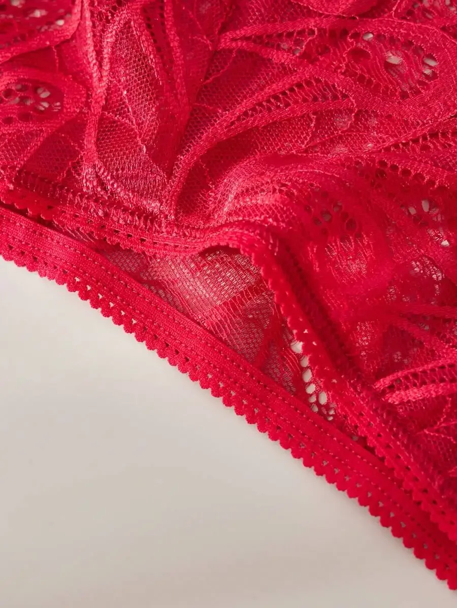 Womens Lightweight Breathable Lace Low Waisted Thongs Sexy Feather Pattern Panties
Womens Lightweight Breathable Lace Low Waisted Thongs Sexy Feather Pattern Panties