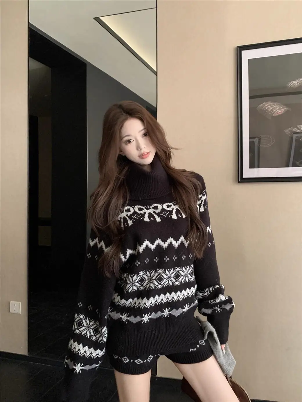 Свободный вязаный свитер с высоким воротником и орты, повседневный зимний комплект Faion для женщин, удобный комплект из двух предметов для ленивого сна
Свободный вязаный свитер с высоким воротником и орты, повседневный зимний комплект Faion для женщин, удобный комплект из двух предметов для ленивого сна