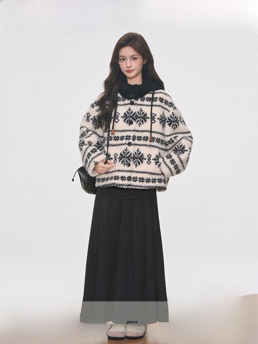 Westayone New 2 Women's Faux Fur Jaet with Skirt Flounce Pattern All-Over Knitwear Bla And White Embroidery Inteated...
Westayone New 2 Women's Faux Fur Jaet with Skirt Flounce Pattern All-Over Knitwear Bla And White Embroidery Inteated...