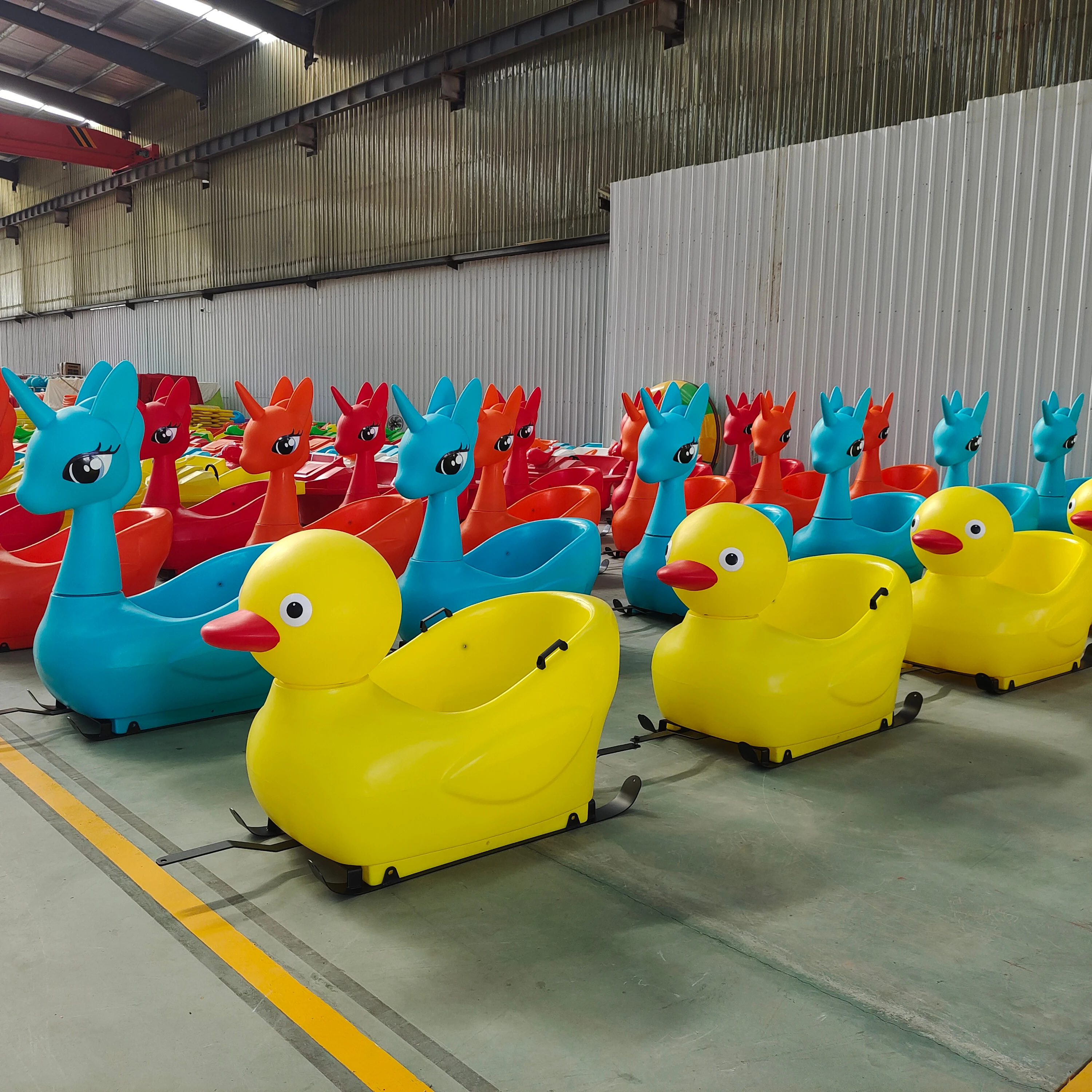 Горячая оптовая цена: Сани-качалки «Желтая утёнка» для зимних видов спорта на открытом воздухе
Горячая оптовая цена: Сани-качалки «Желтая утёнка» для зимних видов спорта на открытом воздухе