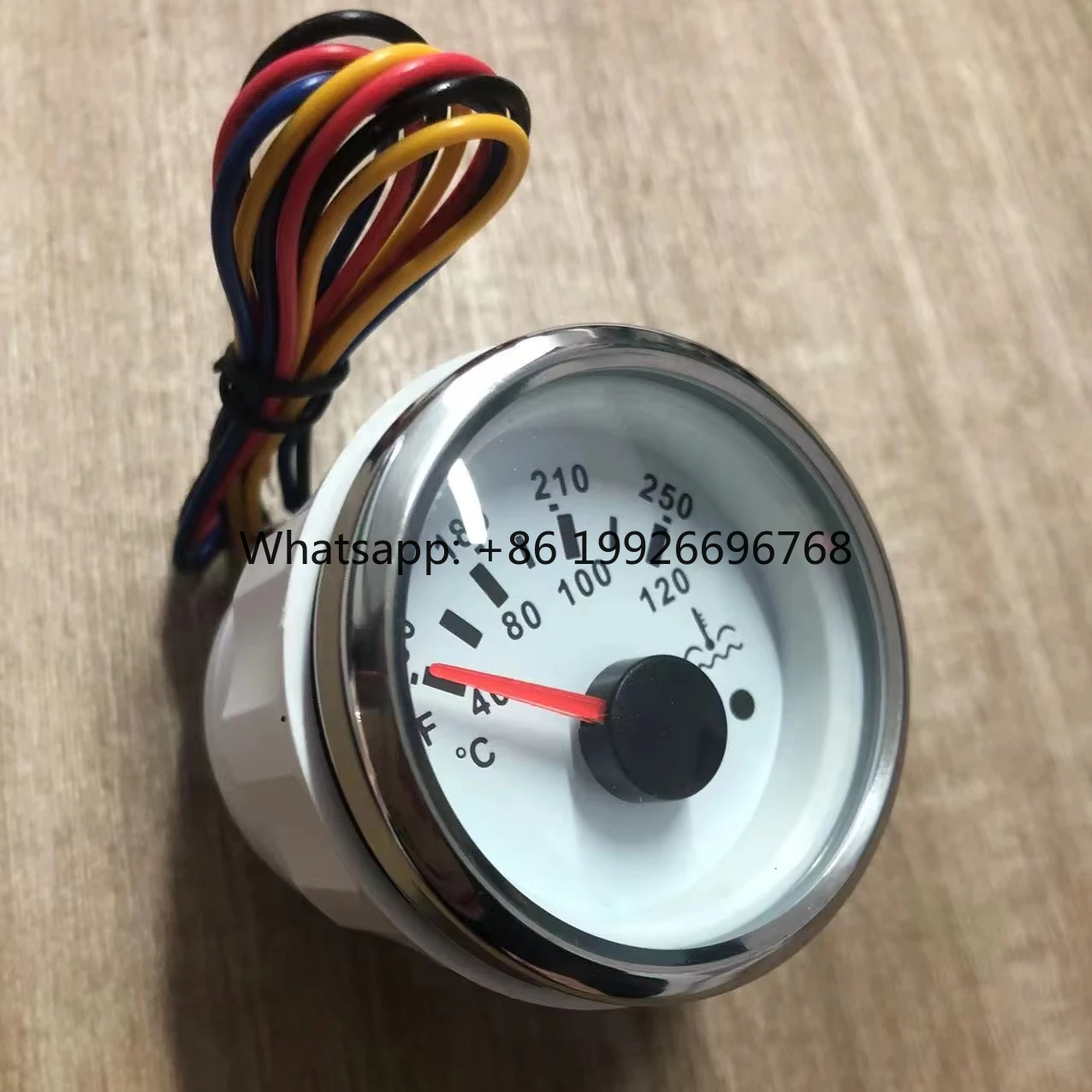 Измеритель температуры воды для грузовиков и лодок, 12В, черный, показывает Цельсий и Фаренгейт
Измеритель температуры воды для грузовиков и лодок, 12В, черный, показывает Цельсий и Фаренгейт