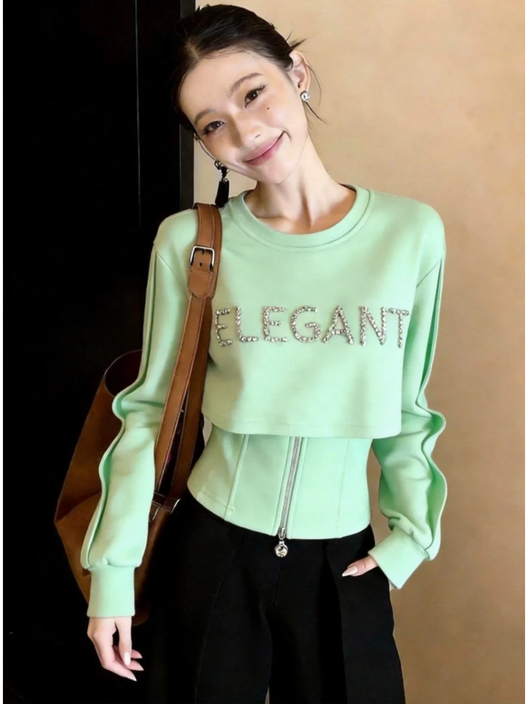Korean Style round Neck Long Sleeve Slim Fit Women's Sweatshirt Unique Beautiful Design Top Casual Fashion Spring Autumn
Korean Style round Neck Long Sleeve Slim Fit Women's Sweatshirt Unique Beautiful Design Top Casual Fashion Spring Autumn