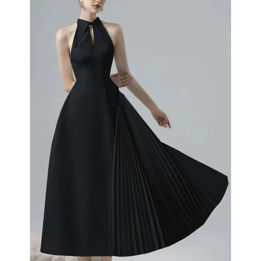 Summer New Fashion Elegant Pleated Halter Slim A-Line Maxi Dress Sleeveless Women's Evening Party Dresses
Summer New Fashion Elegant Pleated Halter Slim A-Line Maxi Dress Sleeveless Women's Evening Party Dresses