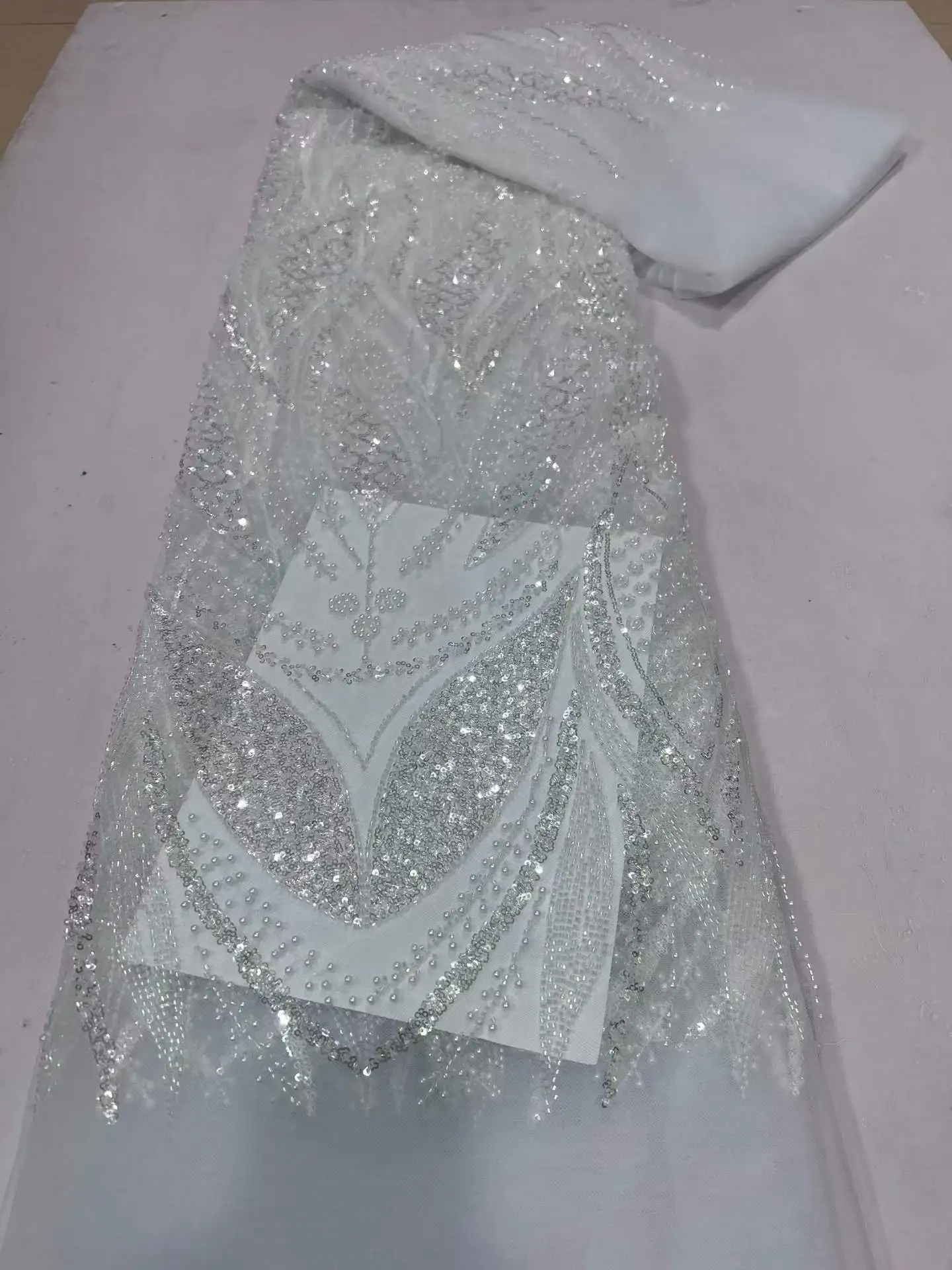 2026 Fashion Elegant French Mesh Rope Embroidery Sequins Lace Fabric African Nigerian Lace Fabric For Wedding Dress
2026 Fashion Elegant French Mesh Rope Embroidery Sequins Lace Fabric African Nigerian Lace Fabric For Wedding Dress