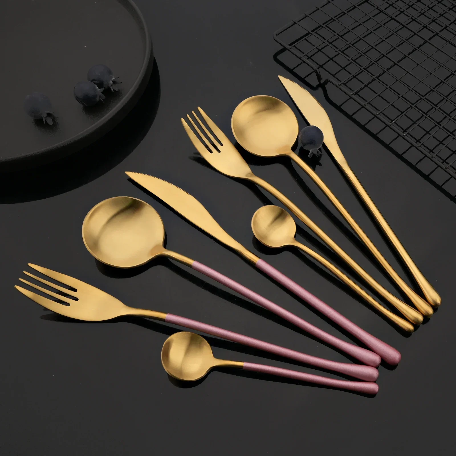 16Pcs Luxunry Pink Gold Dinnerware Flatware Set Silverware 304 Stainless Steel Dinenr Knife Fork Spoon Tableware Cutlery Set
16Pcs Luxunry Pink Gold Dinnerware Flatware Set Silverware 304 Stainless Steel Dinenr Knife Fork Spoon Tableware Cutlery Set