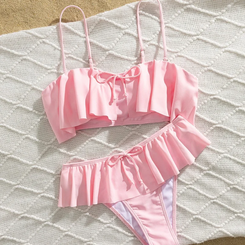 Новый однотонный мягкий комплект бикини с рюшами, регулируемыми тонкими бретелями, для пляжа, элегантный, сексуальный, для вечеринок
Новый однотонный мягкий комплект бикини с рюшами, регулируемыми тонкими бретелями, для пляжа, элегантный, сексуальный, для вечеринок