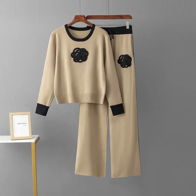 Fashion knitting Pants Suit Autumn Winter Women' Sets Casual Loose Sweater Wide Leg Pants Women Lace-up 2-piece Sets Trendy
Fashion knitting Pants Suit Autumn Winter Women' Sets Casual Loose Sweater Wide Leg Pants Women Lace-up 2-piece Sets Trendy