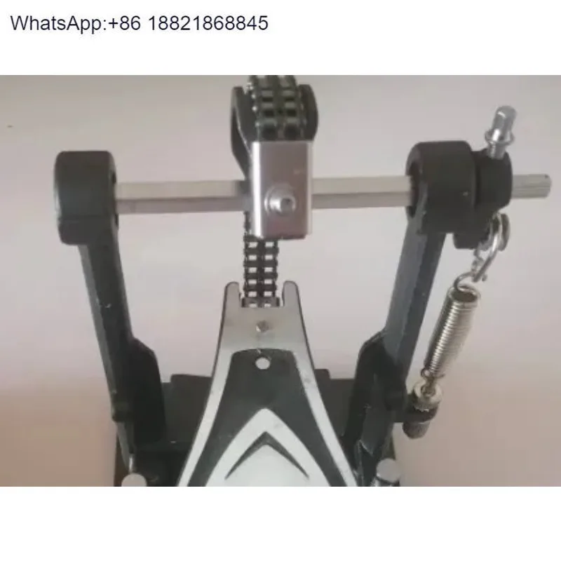 Made in China, high-quality thickened zinc and aluminum alloy is easy to use and durable. Double drum pedal drum accessories
Made in China, high-quality thickened zinc and aluminum alloy is easy to use and durable. Double drum pedal drum accessories