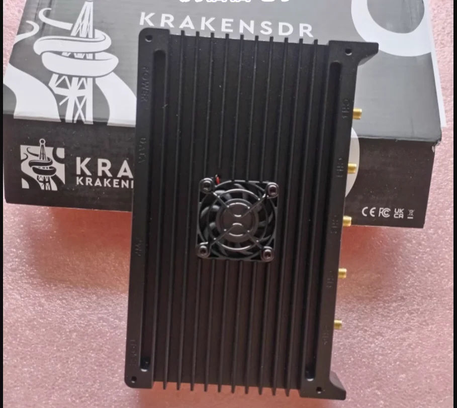 Для глубокой установки программного радиостанции KRAKENSDR с пятью флагами RTL-SDR. 
Для глубокой установки программного радиостанции KRAKENSDR с пятью флагами RTL-SDR.