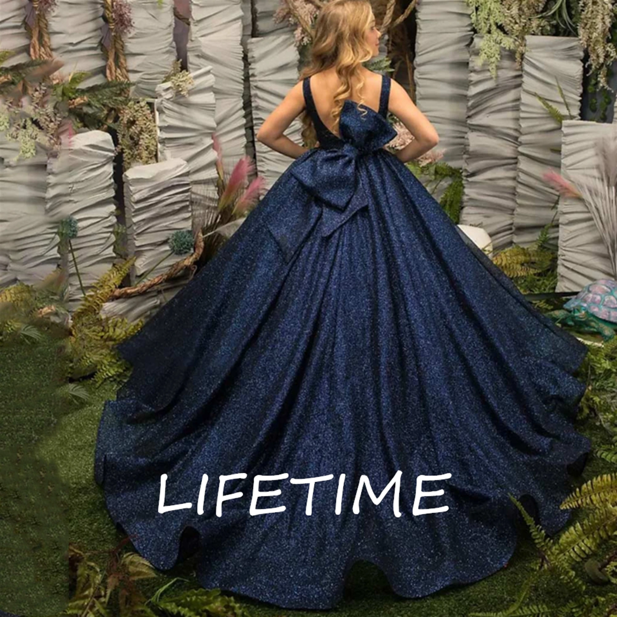Floor-Length 2023 Flower Girl Dress For Wedding Appliques Ball Gown Girl Princess First Communion Dress Tulle Baby Simple Dress
Floor-Length 2023 Flower Girl Dress For Wedding Appliques Ball Gown Girl Princess First Communion Dress Tulle Baby Simple Dress