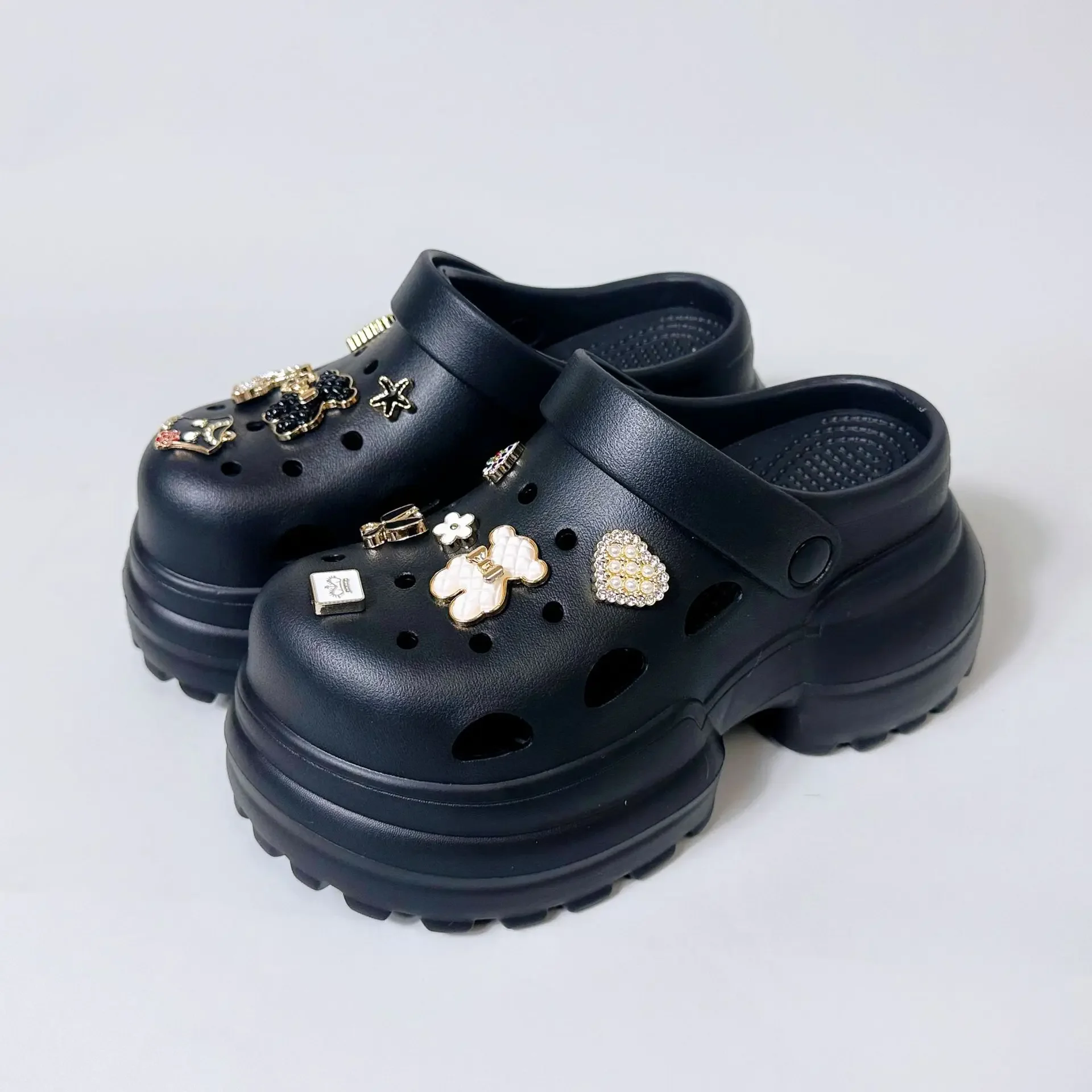 Summer Women's Clogs 2025 New Soft EVA 10cm Thick Bottom Platform Slippers Comfortable Garden Shoes Fashion Beach Sandals
Summer Women's Clogs 2025 New Soft EVA 10cm Thick Bottom Platform Slippers Comfortable Garden Shoes Fashion Beach Sandals