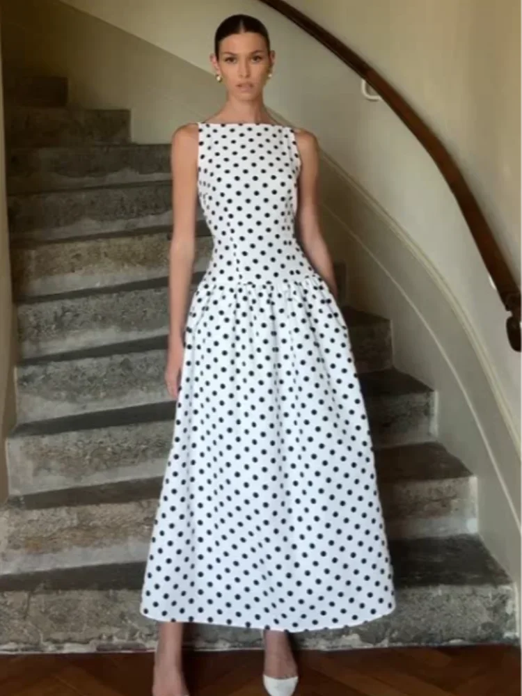 Women Elegant Solid Polka Dot Pleated Slim Vestido Chic Sleeveless Off Shoulder Round Neck Maxi Dresses Summer Dinner Party Wear
Women Elegant Solid Polka Dot Pleated Slim Vestido Chic Sleeveless Off Shoulder Round Neck Maxi Dresses Summer Dinner Party Wear