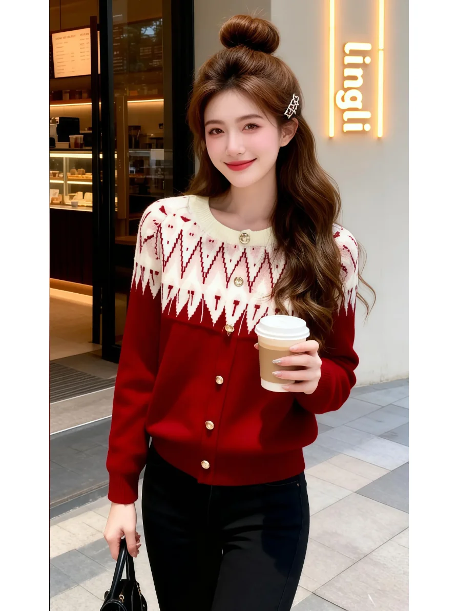 Unique Red Knitted Sweater Women's Autumn Winter Faionable Cisas New Year's Special Color Colion Top Quali Knitwear
Unique Red Knitted Sweater Women's Autumn Winter Faionable Cisas New Year's Special Color Colion Top Quali Knitwear