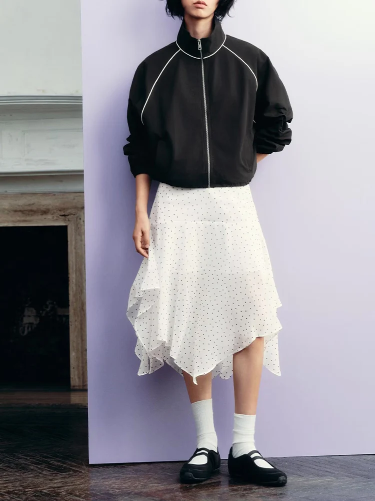 Новая женская мода в европейском стиле, универсальная темпераментная нейлоновая пышная куртка с воротником-стойкой и длинными рукавами
Новая женская мода в европейском стиле, универсальная темпераментная нейлоновая пышная куртка с воротником-стойкой и длинными рукавами