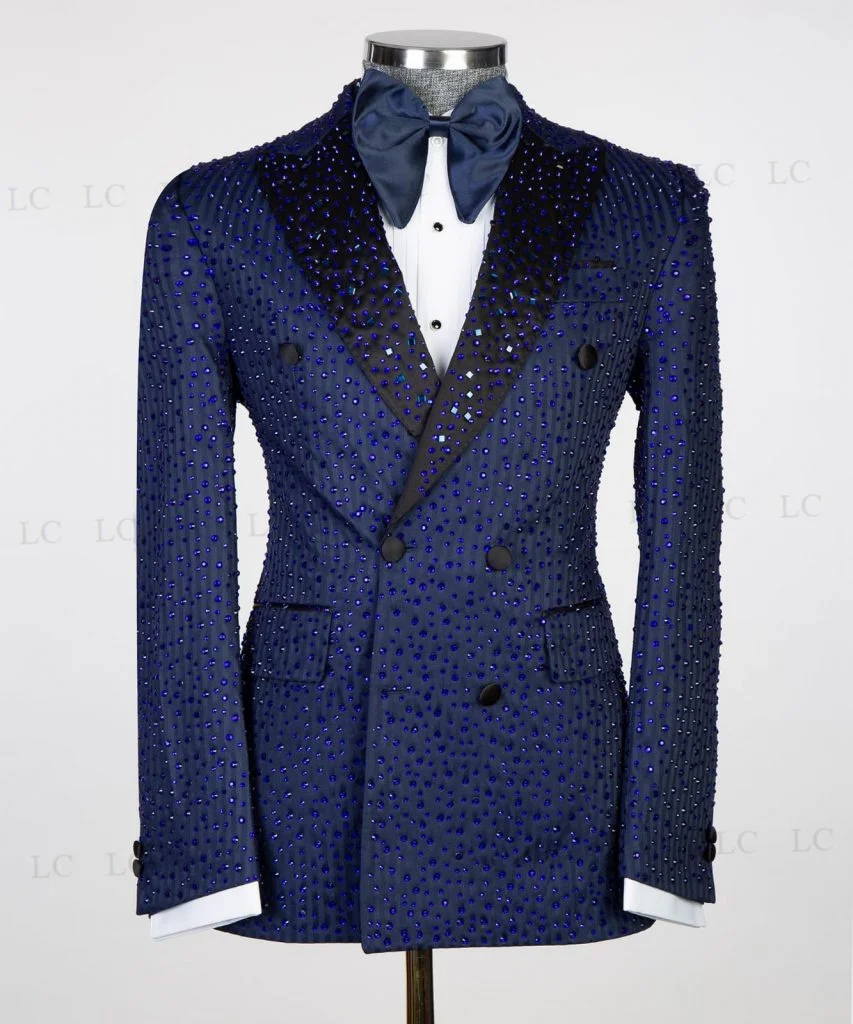 New 2 Pieces Men Suits Blazer Pants Diamonds Custom Made Beads Peaked Lapel Plus Size Formal Party Beadings Prom Wedding Groom
New 2 Pieces Men Suits Blazer Pants Diamonds Custom Made Beads Peaked Lapel Plus Size Formal Party Beadings Prom Wedding Groom