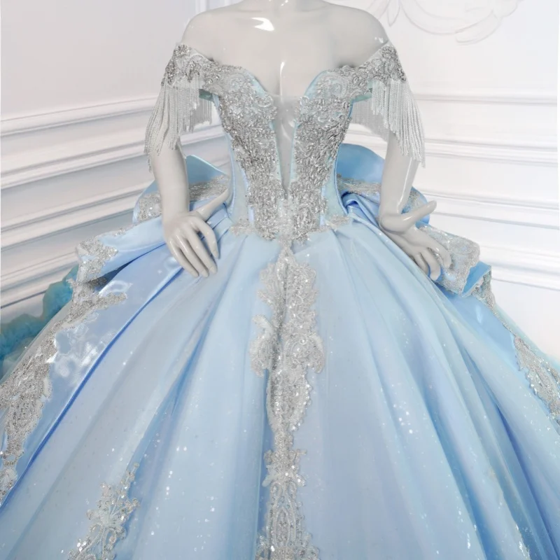 Light Blue Quinceanera Dress off-shoulder Glitter Crystal Decal Lace Ruffles Long tail vestidos de 15 Quinceanera Customize
Light Blue Quinceanera Dress off-shoulder Glitter Crystal Decal Lace Ruffles Long tail vestidos de 15 Quinceanera Customize