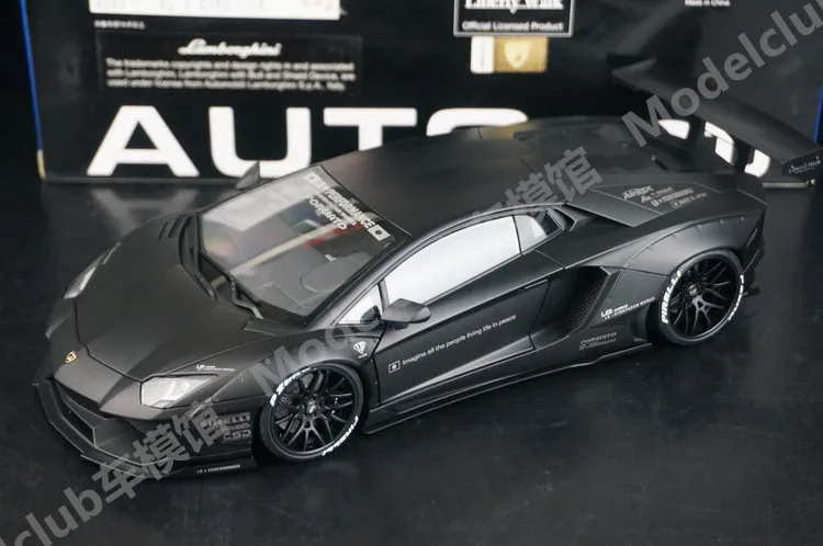 Модель автомобиля Autoart 1:18 Aventador LP700-4 LB, матовый черный, имитация, лимитированная серия, полностью открывающийся, из металлического сплава, статическая, игрушка, подарок
Модель автомобиля Autoart 1:18 Aventador LP700-4 LB, матовый черный, имитация, лимитированная серия, полностью открывающийся, из металлического сплава, статическая, игрушка, подарок
