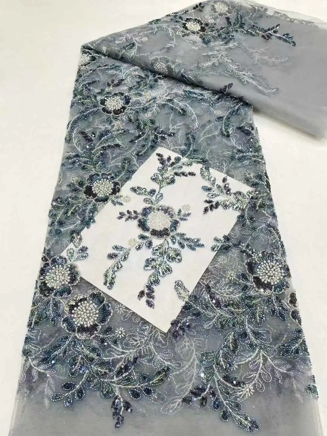 Hand Made Luxury Fabric Beaded Lace Fabric 2025 African Tulle Lace French Lace Fabric Nigerian Fabric For Party Wedding Sewing
Hand Made Luxury Fabric Beaded Lace Fabric 2025 African Tulle Lace French Lace Fabric Nigerian Fabric For Party Wedding Sewing