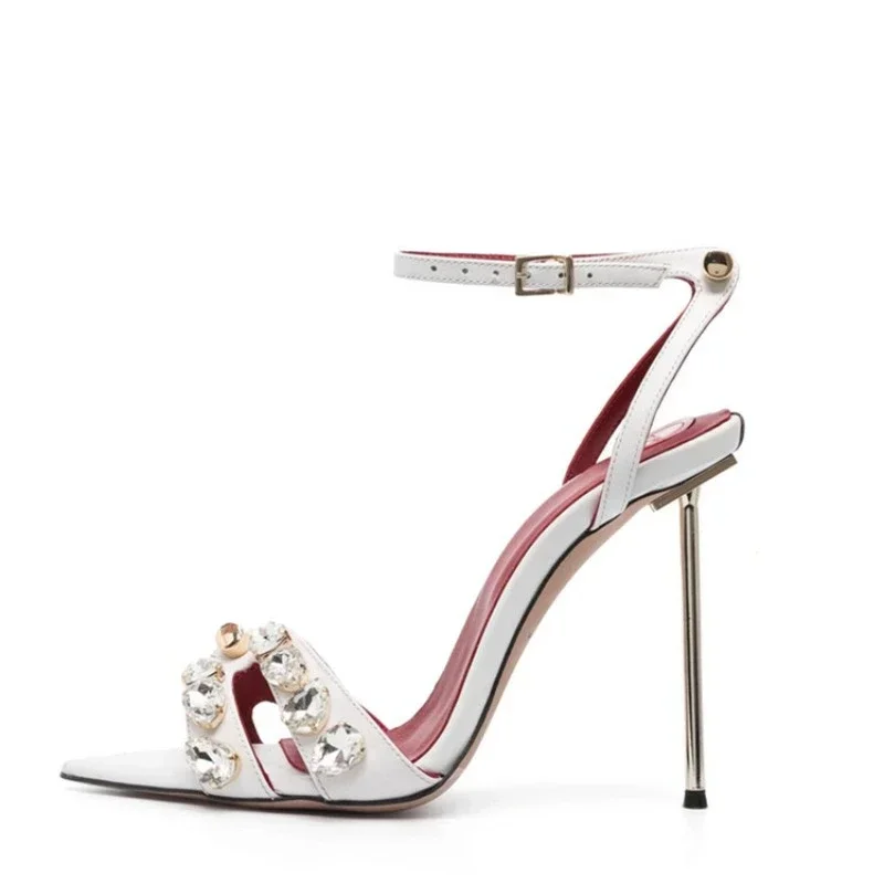 Pole Dancing Metal Strip Chain High Heel Sandals Fashion Women 2024 Summer New Cross Strap Metal Decoration Women Shoes Size 45
Pole Dancing Metal Strip Chain High Heel Sandals Fashion Women 2024 Summer New Cross Strap Metal Decoration Women Shoes Size 45