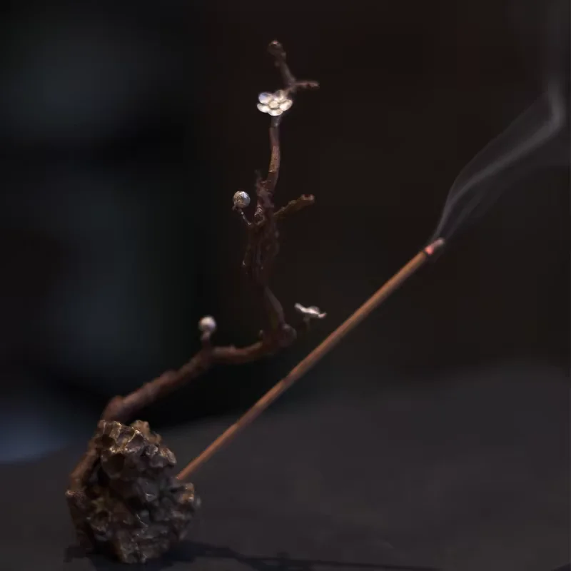 Изысканная подставка для благовоний Imanqi ручной работы, оригинальный дизайн, с серебряной орхидеей, камнем Тайху и латунью, элитное украшение для дома, ароматический декор
Изысканная подставка для благовоний Imanqi ручной работы, оригинальный дизайн, с серебряной орхидеей, камнем Тайху и латунью, элитное украшение для дома, ароматический декор