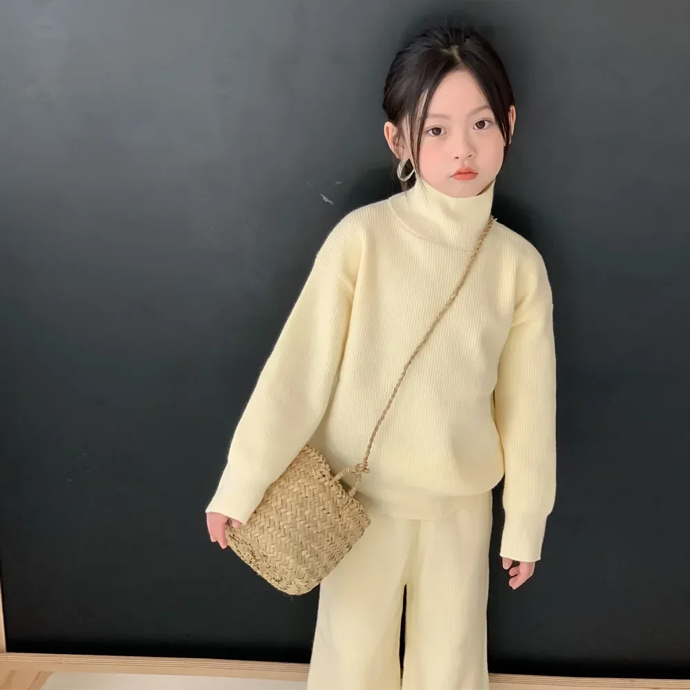 Girls Clothes Turtleneck Wool Suit 2023 Winter New Korean Style Childrens Clothing Solid Color Warm Knit Fashion Two-piece Set
Girls Clothes Turtleneck Wool Suit 2023 Winter New Korean Style Childrens Clothing Solid Color Warm Knit Fashion Two-piece Set