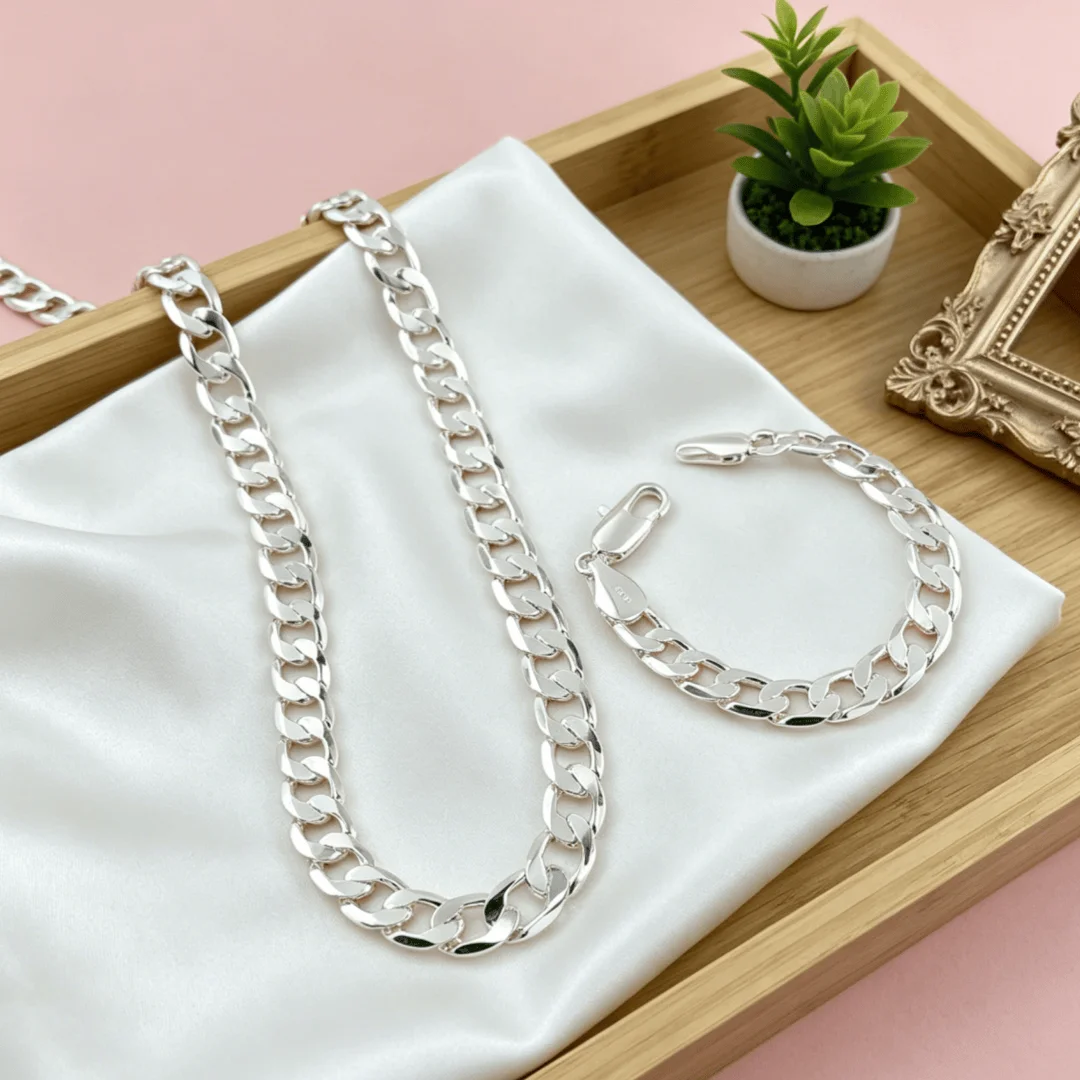 New trendy Costume Jewelry set 925 sterling Silver classic 12MM Figaro Chain Bracelet necklace for men Fashion Party Couple gift
New trendy Costume Jewelry set 925 sterling Silver classic 12MM Figaro Chain Bracelet necklace for men Fashion Party Couple gift