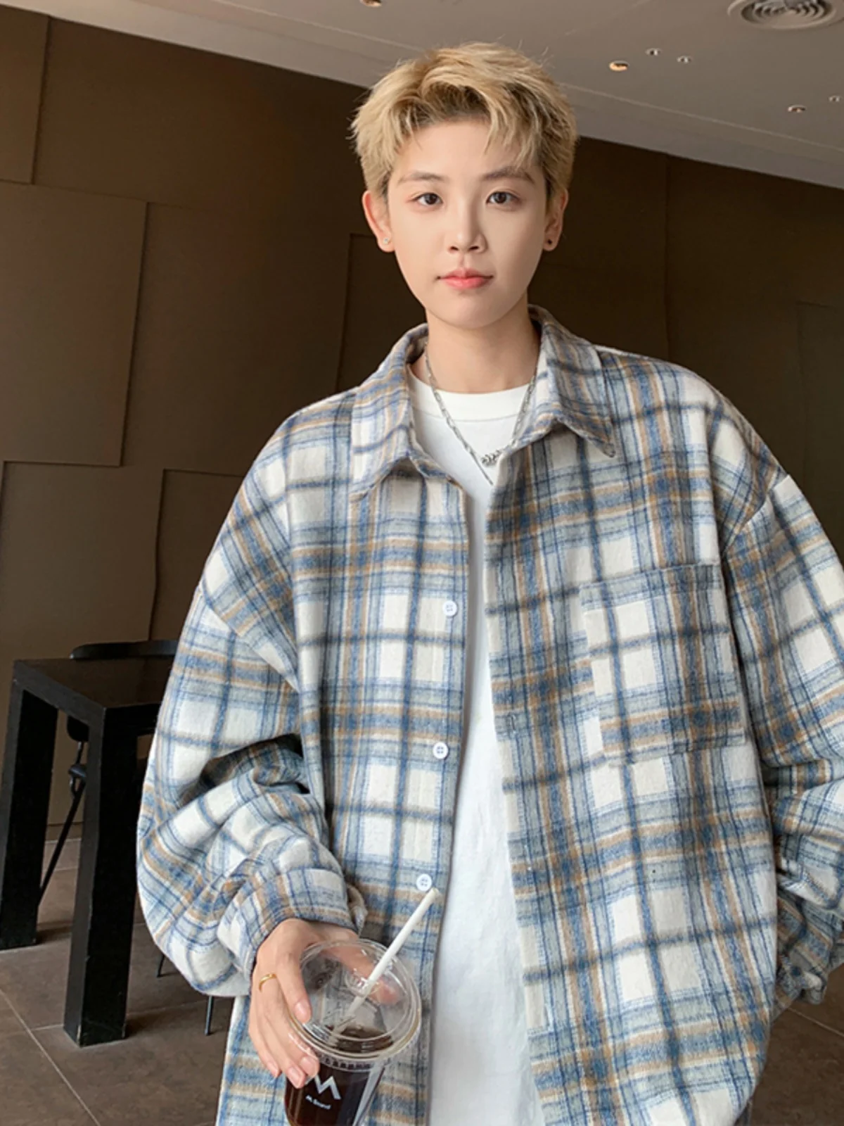 Plaid Long Sve Men's irt Fce Inner Wear Autumn Winter Faion Retro Hong Kong Sle Premium Feel Teenager Trendy irt
Plaid Long Sve Men's irt Fce Inner Wear Autumn Winter Faion Retro Hong Kong Sle Premium Feel Teenager Trendy irt