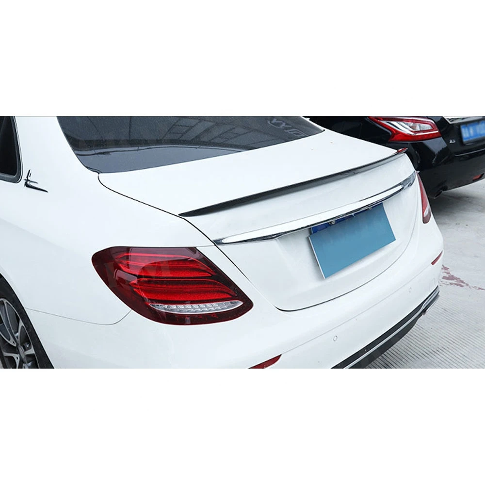 Карбоновый задний спойлер для Mercedes Benz W213 4-дверный седан E200 E220 E250 E300, для AMG 2016-2019 годов выпуска.
Карбоновый задний спойлер для Mercedes Benz W213 4-дверный седан E200 E220 E250 E300, для AMG 2016-2019 годов выпуска.