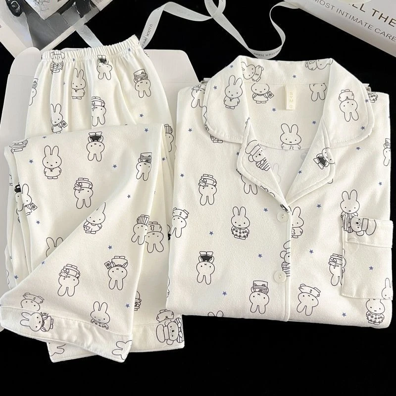 Kawaii Miffy Bunny, фланелевой комплект одежды для сна с термощеточным принтом, уютная женская пижама с открытой передней частью, милая осенне-зимняя пижама с героями мультфильмов K-trend
Kawaii Miffy Bunny, фланелевой комплект одежды для сна с термощеточным принтом, уютная женская пижама с открытой передней частью, милая осенне-зимняя пижама с героями мультфильмов K-trend
